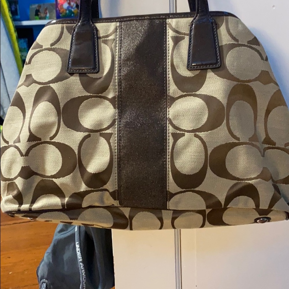Authentic Signature Brown Coach Handbag - Picture 3 of 4